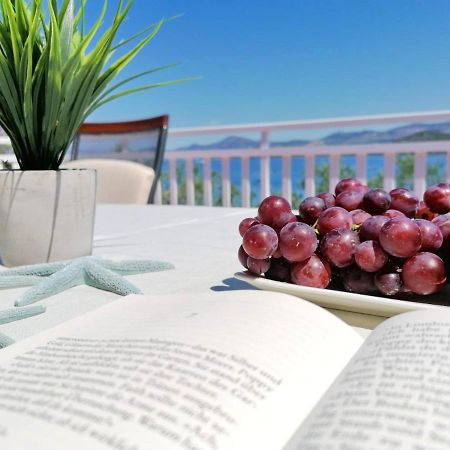 Holiday Home Blue Dream Putnikovic Bagian luar foto
