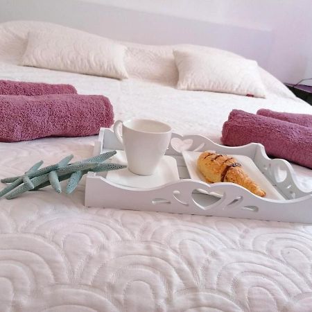 Holiday Home Blue Dream Putnikovic Bagian luar foto
