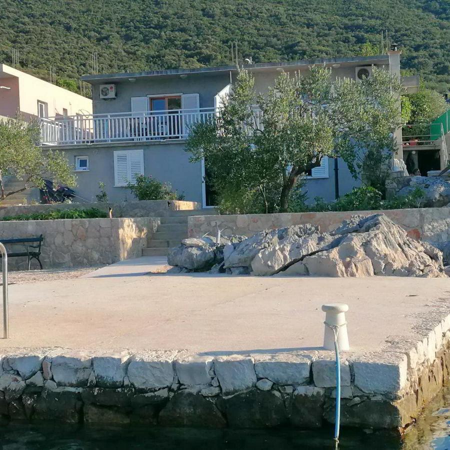 Holiday Home Blue Dream Putnikovic Bagian luar foto