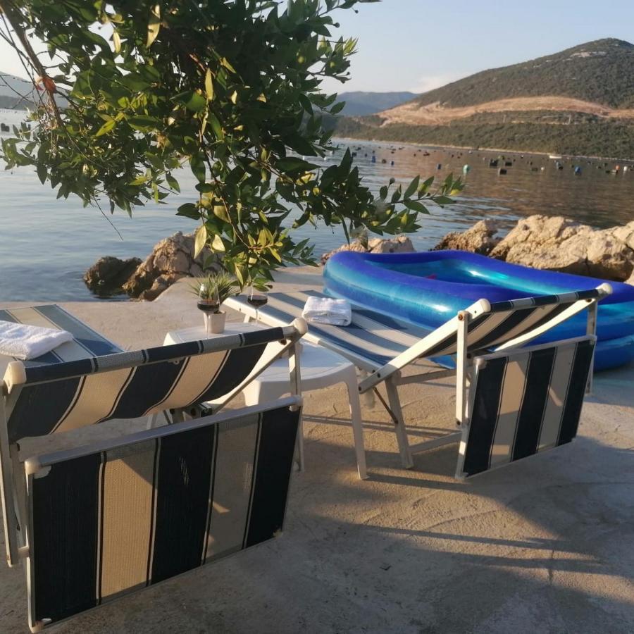 Holiday Home Blue Dream Putnikovic Bagian luar foto