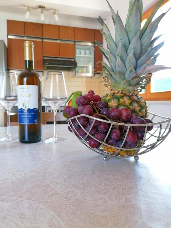 Holiday Home Blue Dream Putnikovic Bagian luar foto