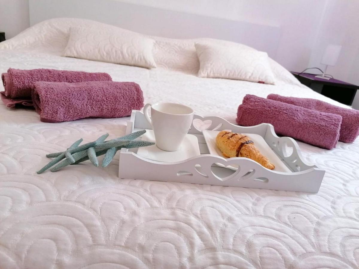 Holiday Home Blue Dream Putnikovic Bagian luar foto