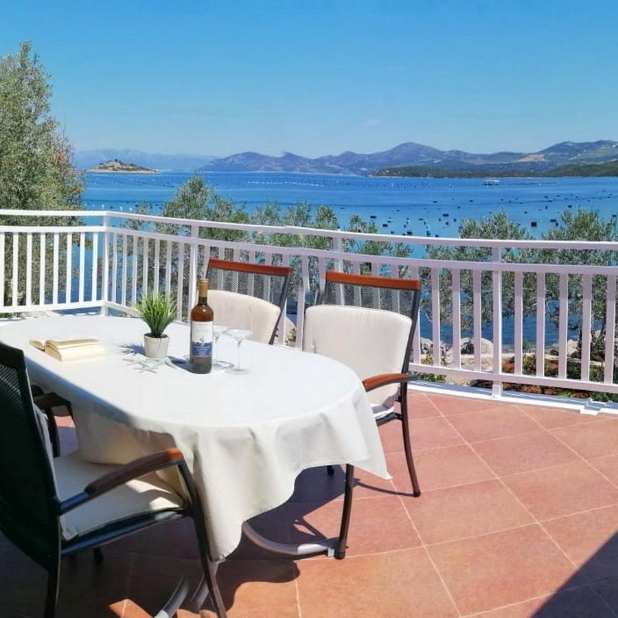 Holiday Home Blue Dream Putnikovic Bagian luar foto