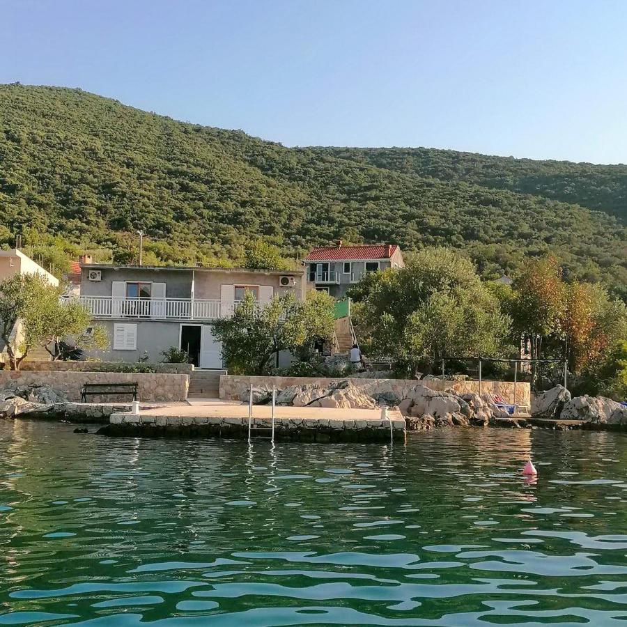 Holiday Home Blue Dream Putnikovic Bagian luar foto